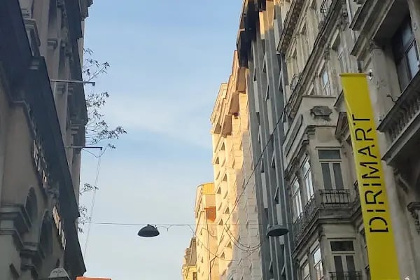 Beyoğlu Aynalıçeşme Protestan Kilisesi - Resim 11