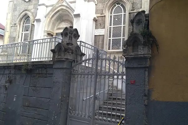 Beyoğlu Aynalıçeşme Protestan Kilisesi - Resim 7