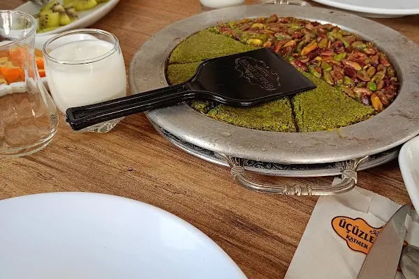 Ücüzler Künefe - Resim 8