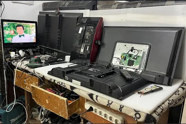 UZAY ELEKTRONİK TAMİR DE 30 YILLIK GüVEN TECRÜBE - Resim 12