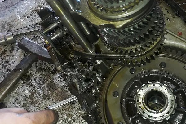 Taşkayalar Oto Tamir ve Bakım Özel Servisi - Lastik Tamiri - Resim 18