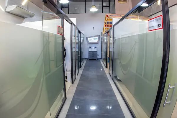 Moondent Diş Polikliniği : İmplant, Zirkonyum, Lamine Yaşamkent Diş Kliniği - Resim 19