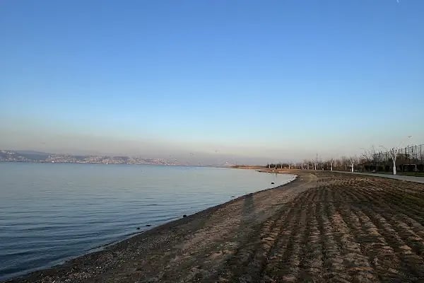 kocaeli büyükşehir belediyesi merkez sahil park alanı - Resim 20