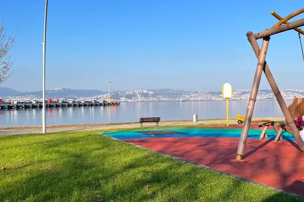 kocaeli büyükşehir belediyesi merkez sahil park alanı - Resim 9
