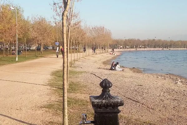 kocaeli büyükşehir belediyesi merkez sahil park alanı - Resim 7