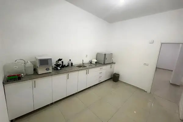 La Fontaine Veteriner Kliniği-Nilüfer Veteriner-Acil Veteriner-7/24 Veteriner-Kedi Kısırlaştırma-Köpek Kısırlaştırma-Aşılama - Resim 9