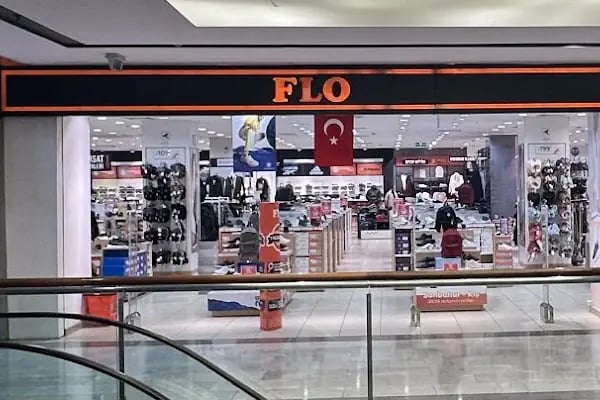 FLO Varlıbaş Atapark AVM Mağazası - Resim 3