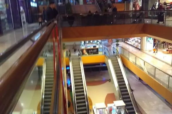 FLO Varlıbaş Atapark AVM Mağazası - Resim 9