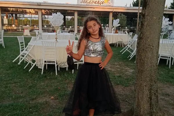 Özge Şahin Sitesi - Resim 14