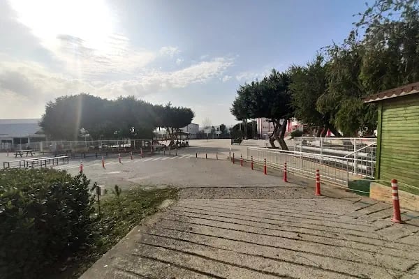 Mersin Bahçeşehir Koleji Anaokulu-İlkokul-Ortaokul-Anadolu Lisesi - Resim 11