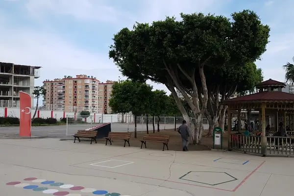 Mersin Bahçeşehir Koleji Anaokulu-İlkokul-Ortaokul-Anadolu Lisesi - Resim 5