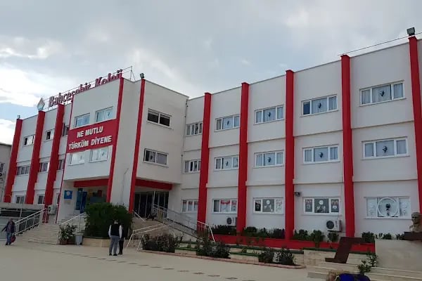 Mersin Bahçeşehir Koleji Anaokulu-İlkokul-Ortaokul-Anadolu Lisesi - Resim 1