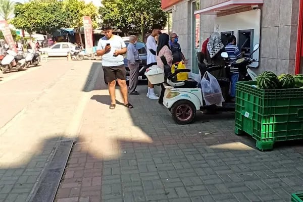 DenizBank Konaklı Şubesi - Resim 4