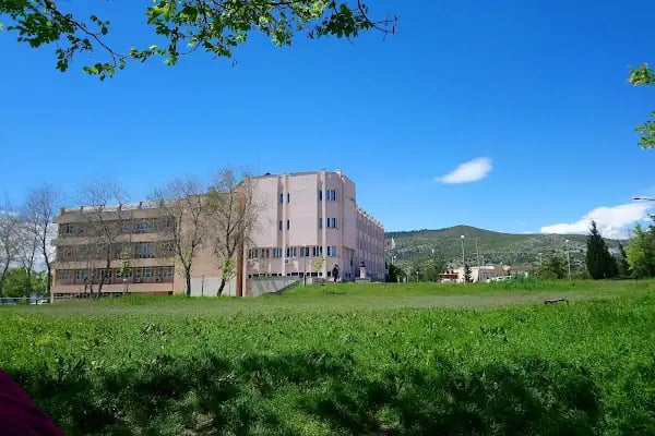 ÇÜ Karaisali Meslek Yüksekokulu - Resim 2
