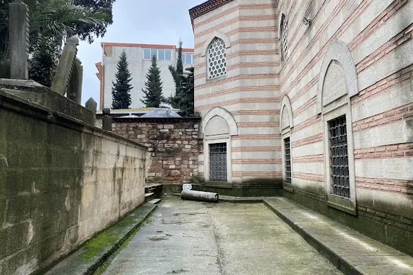 Şeyh Vefa Türbesi - Resim 8