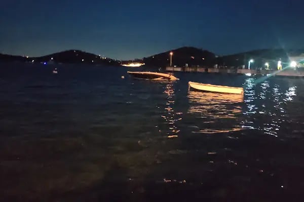 Burgazada İskele - Resim 16