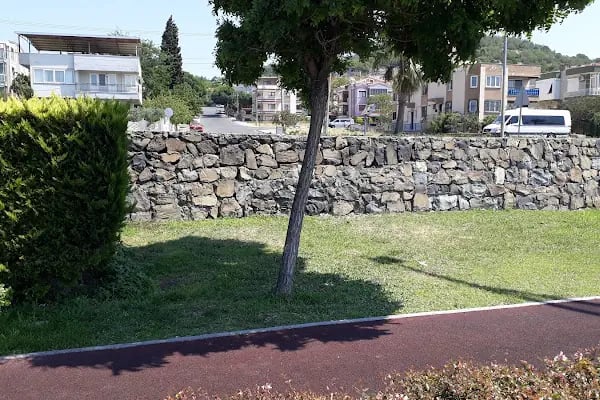 Çocuk Bahçesi - Resim 2