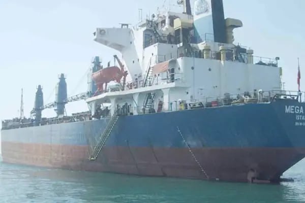 İzmir Gemi Geri Dönüşüm Ltd sti - Resim 4