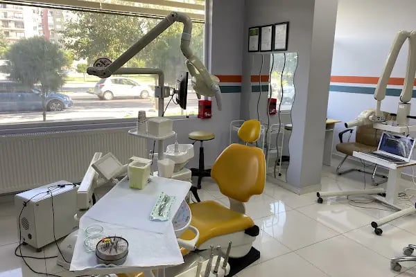 es-dent ağız ve diş sağlığı polikliniği - Resim 6