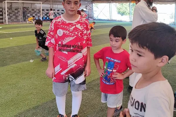 Sporyum Kapalı Halı Saha Tesisleri - Resim 7