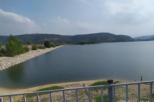Göl Bahçe - Resim 1