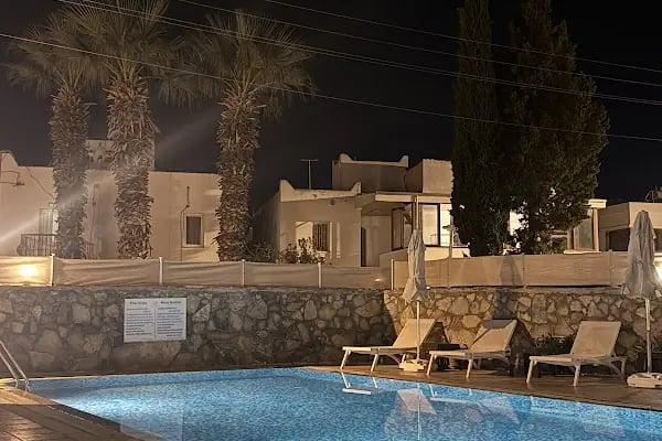 CANNA GARDEN HOTEL - Resim 3