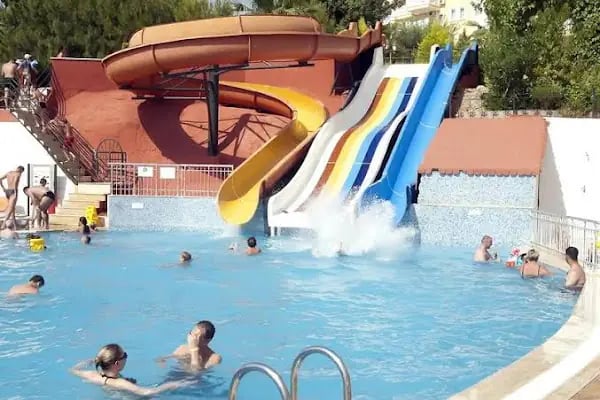 Fun Hill Resort Hotel - Resim 15