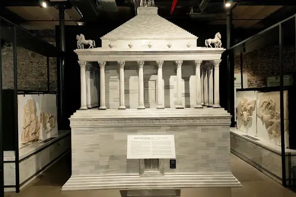İzmir Kültür Sanat Fabrikası Arkeoloji ve Etnografya Müzesi - Resim 3