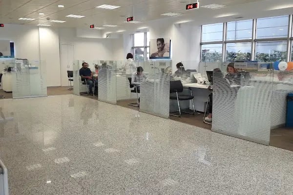 Türkiye İş Bankası İzmit/Kocaeli Şubesi - Resim 9