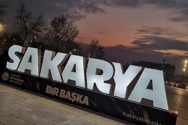 Gar Meydanı - Resim 11