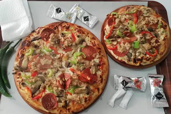 islahiye pizza King pizza - Resim 1