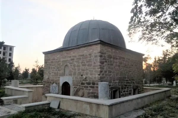 İş Galaman Mezarlığı - Resim 16