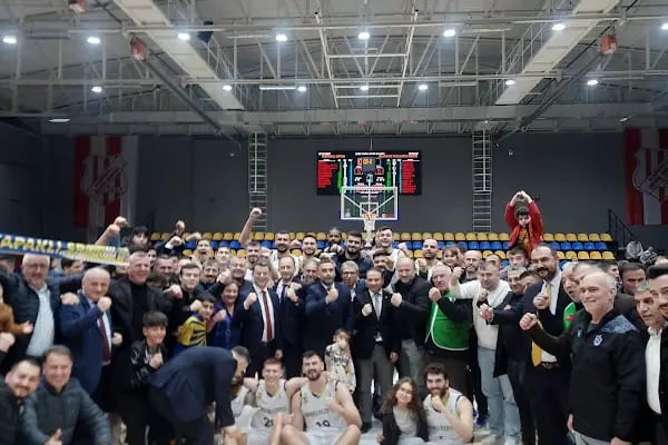 Kapaklı ÇOSB Spor Salonu - Resim 9