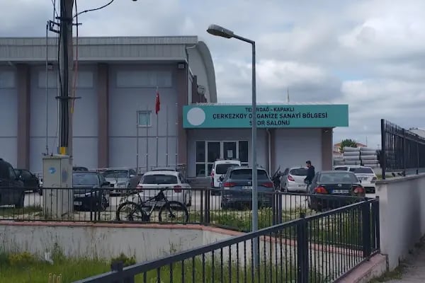 Kapaklı ÇOSB Spor Salonu - Resim 3