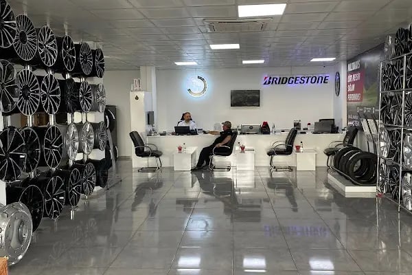 HALİL YILMAZ OTOMOTİV - Resim 18