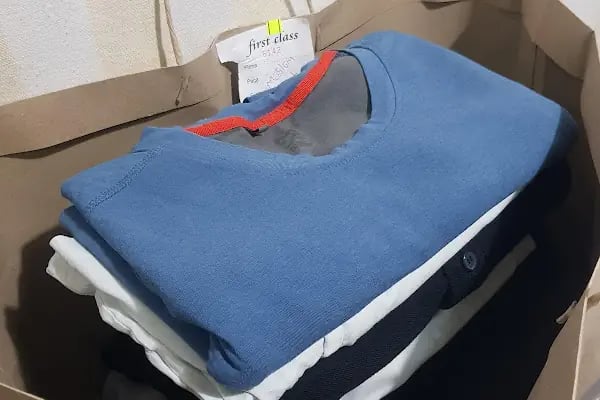 First Class Dry cleaning and laundry center and Kuru temizleme ve çamaşır servisi - Resim 11