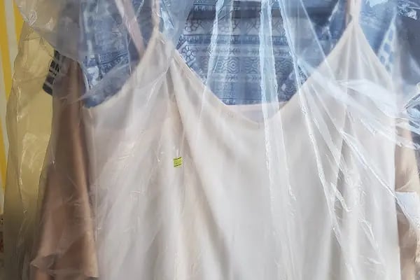 First Class Dry cleaning and laundry center and Kuru temizleme ve çamaşır servisi - Resim 12