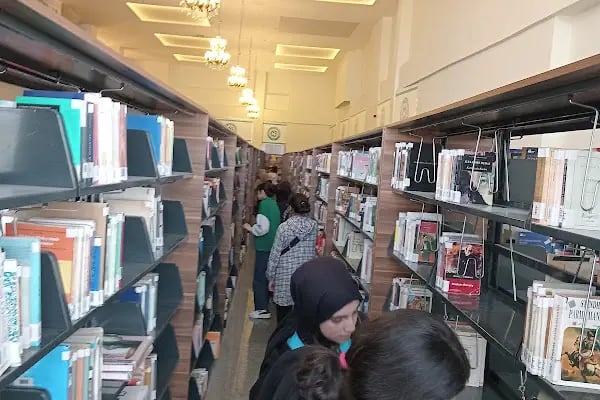 Kafkas Üniversitesi kütüphanesi - Resim 3