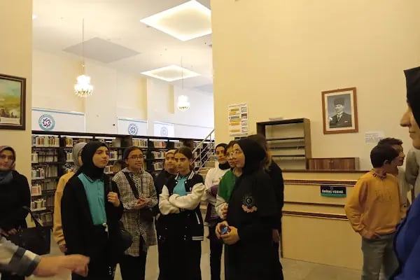 Kafkas Üniversitesi kütüphanesi - Resim 14