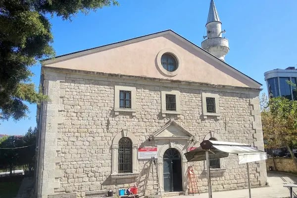 Osmanlı Cami - Resim 16