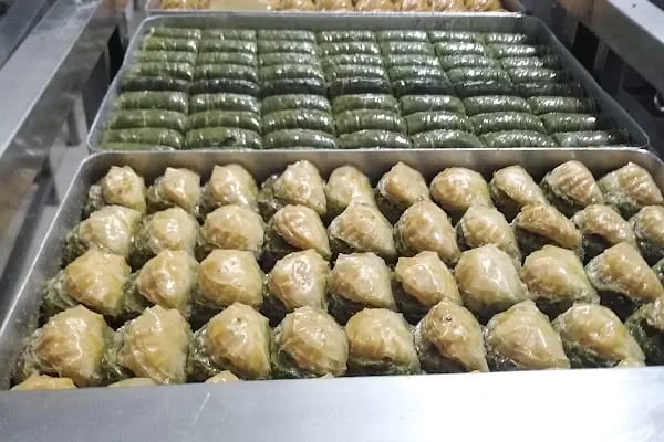 Gaziantepli DERVİŞOĞLU BAKLAVALARI - Resim 6