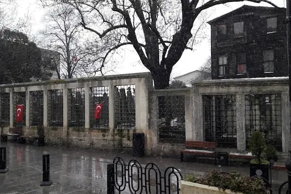 Ferhad Paşa Türbesi - Resim 10