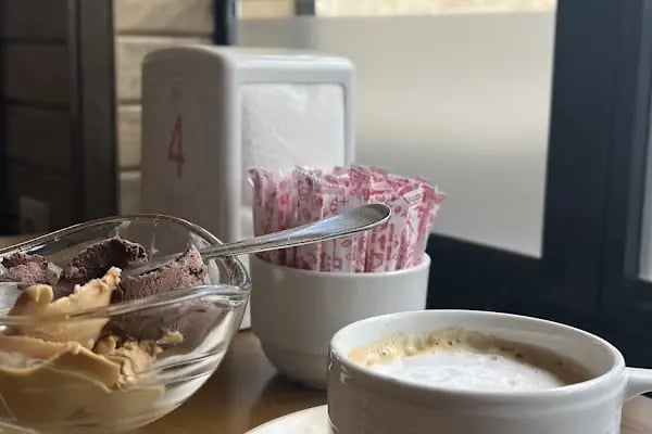 Düğmeli Cafe -Fast Food - Resim 19