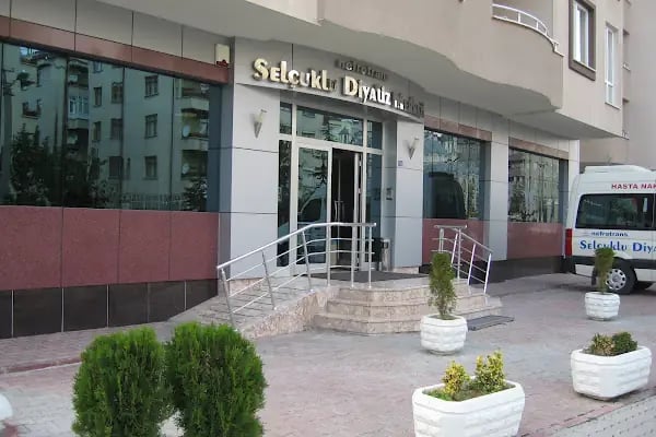 Özel Nefrotrans Selçuklu Diyaliz Merkezi - Resim 2