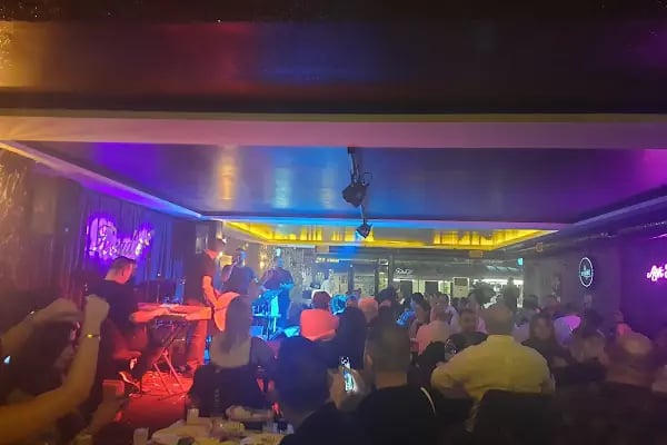Bayraklı Tesadüf Meyhane | Bayraklıda Meyhane | Bayraklıda Fasıl | Bayraklıda Canlı Müzik | Bayraklıda Alkollü Mekan - Resim 13