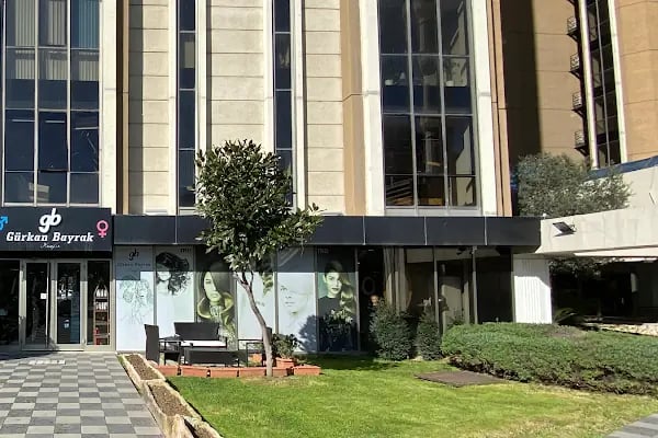 Gürkan Bayrak Kuaför - Ataşehir Uphill Towers - Resim 1