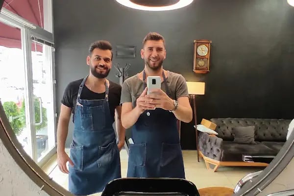 The Cut Berber Shop By Melih Bayhan - Resim 2