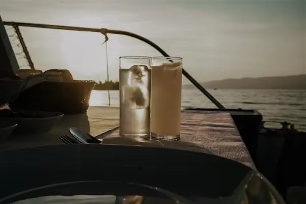 IKARIUSYACHT GEMLİK (SAATLİK, GÜNLÜK TEKNE KİRALAMA) - Resim 12