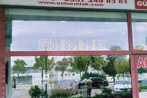 Uslu Emlak - Resim 1