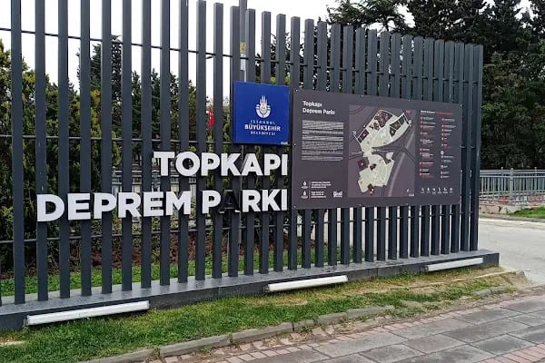 Topkapı Çamlık Mezarlığı - Resim 19